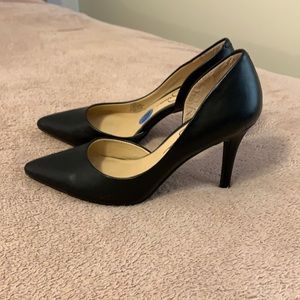 Jessica Simpson Black stilettos 3.5” heel size 7.5